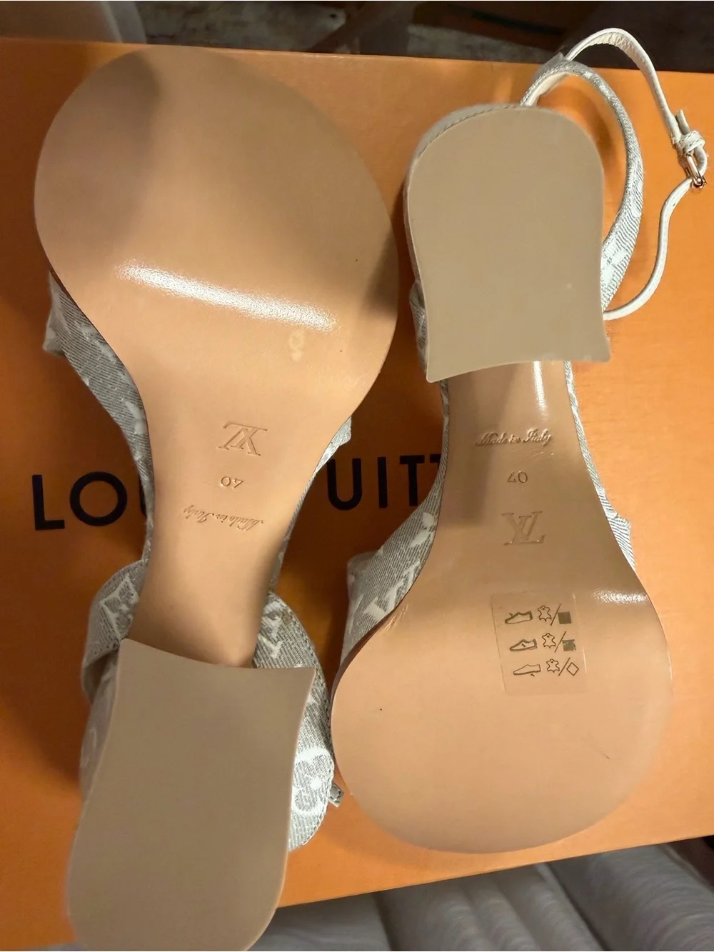 Louis Vuitton Monogram Platform Sandals in silver and White Canvas